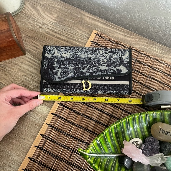 Dior Luxury Bundle Lot : Tiger Wallet, Pure Poison original, Hair Clips - Picture 9 of 16